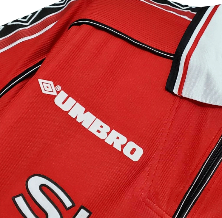 CAMISA RETRÔ MANCHESTER UNITED 98/99 - TORCEDOR - UMBRO - VERMELHO - MASCULINO