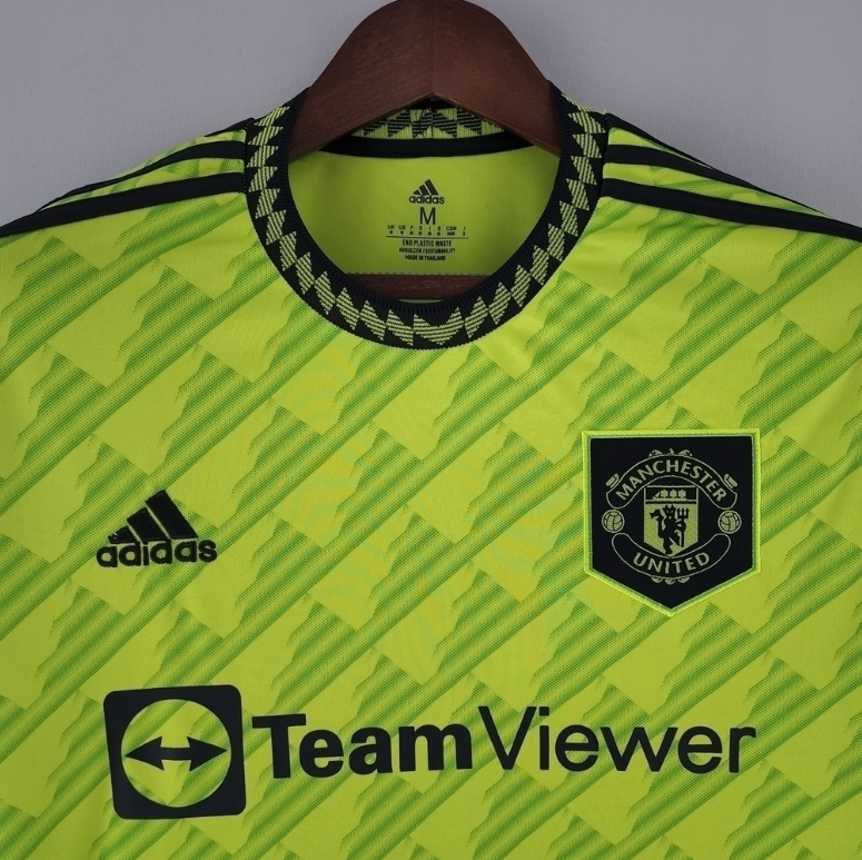 CAMISA MANCHESTER UNITED 22/23 - VERDE LIMÃO - ADIDAS - TORCEDOR - MASCULINO