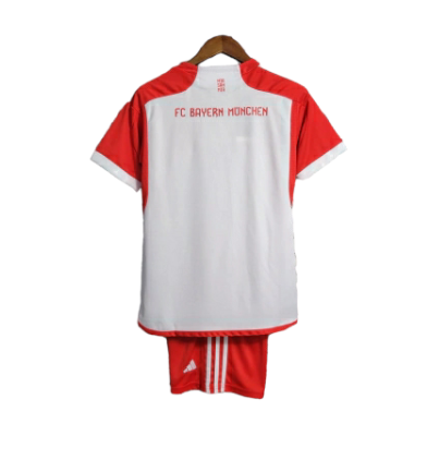 KIT INFANTIL BAYERN DE MUNIQUE I 23/24 - BRANCO COM DETALHES EM VERMELHO - ADIDAS - UNISSEX