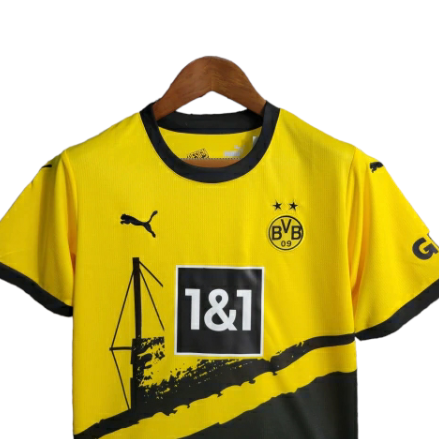 KIT INFANTIL BORUSSIA DORTMUND HOME 23/24 - AMARELO E PRETO - PUMA - UNISSEX